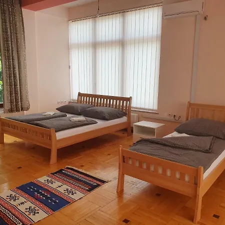 Una Rosa Apartment *